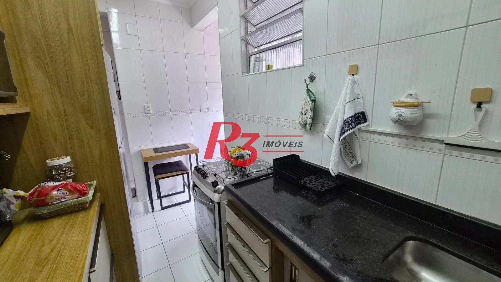 Apartamento com 2 dormitórios à venda, 63 m² por R$ 480.000,00 - Boqueirão - Santos/SP