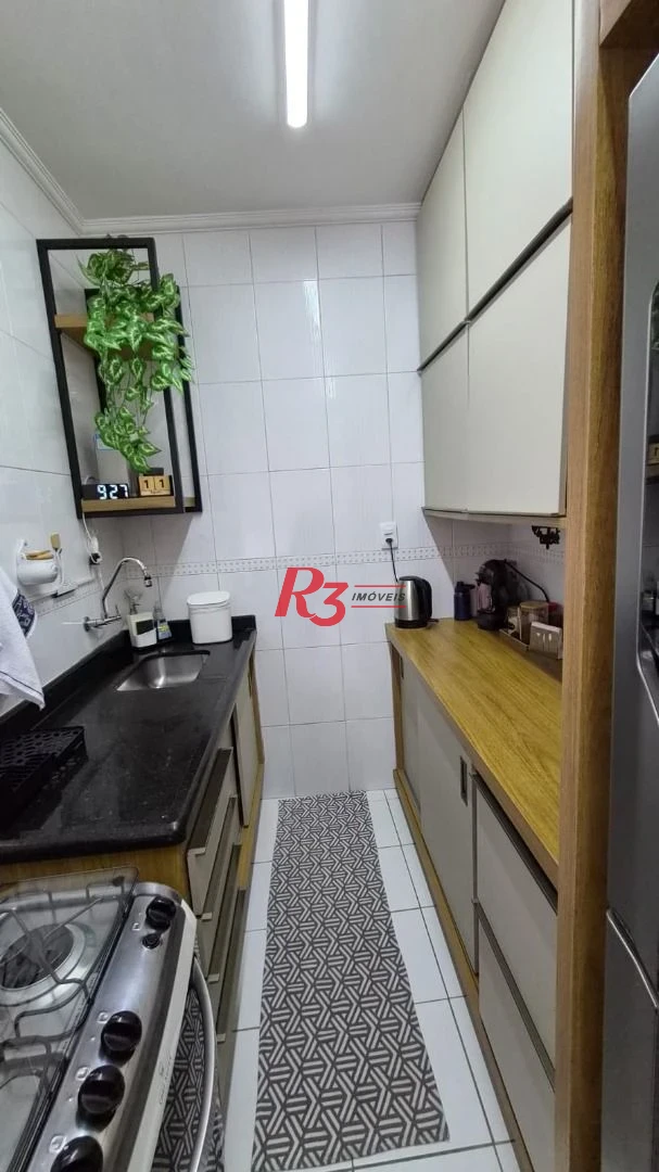 Apartamento com 2 dormitórios à venda, 63 m² por R$ 480.000,00 - Boqueirão - Santos/SP