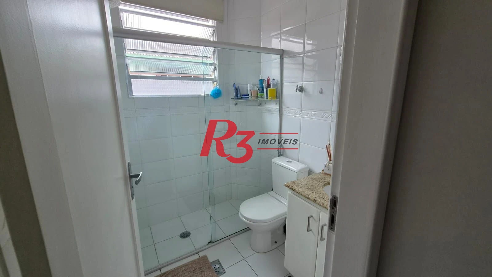 Apartamento com 2 dormitórios à venda, 63 m² por R$ 480.000,00 - Boqueirão - Santos/SP