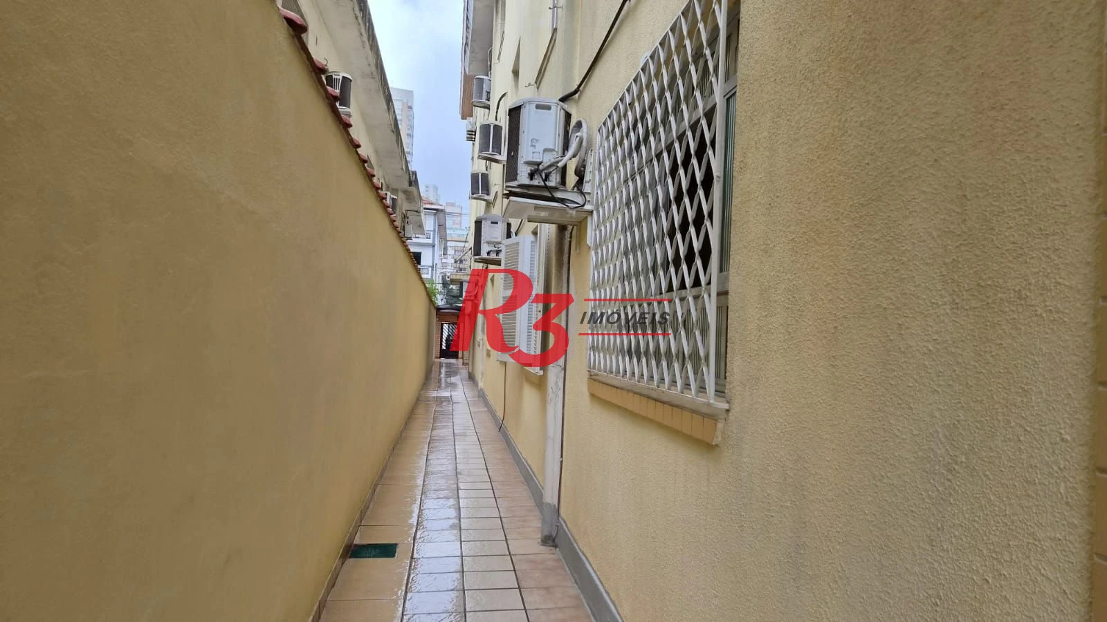 Apartamento com 2 dormitórios à venda, 63 m² por R$ 480.000,00 - Boqueirão - Santos/SP