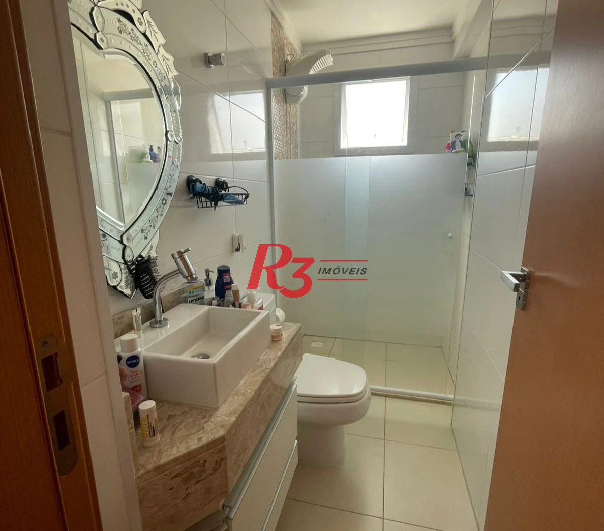 Apartamento com 2 dormitórios à venda, 68 m² por R$ 720.000,00 - Embaré - Santos/SP