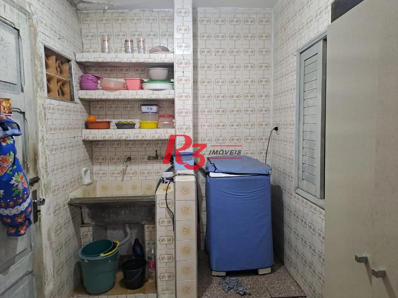 Casa com 2 dormitórios à venda, 131 m² por R$ 300.000,00 - Castelo - Santos/SP