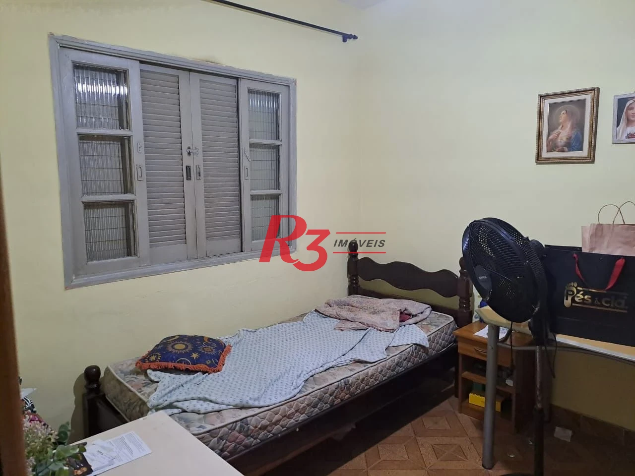 Casa com 2 dormitórios à venda, 131 m² por R$ 300.000,00 - Castelo - Santos/SP