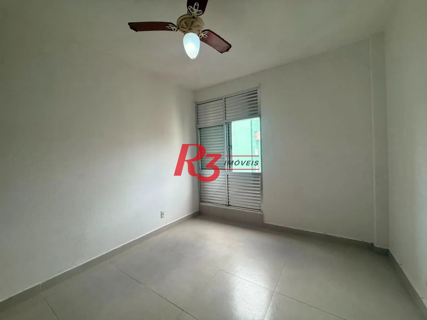 Apartamento com 2 dormitórios para alugar, 72 m² por R$ 3.000,00/mês - José Menino - Santos/SP