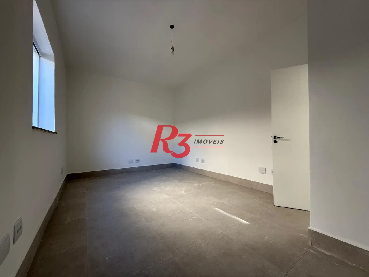 Sala para alugar, 147 m² por R$ 3.172,00/mês - Vila Matias - Santos/SP