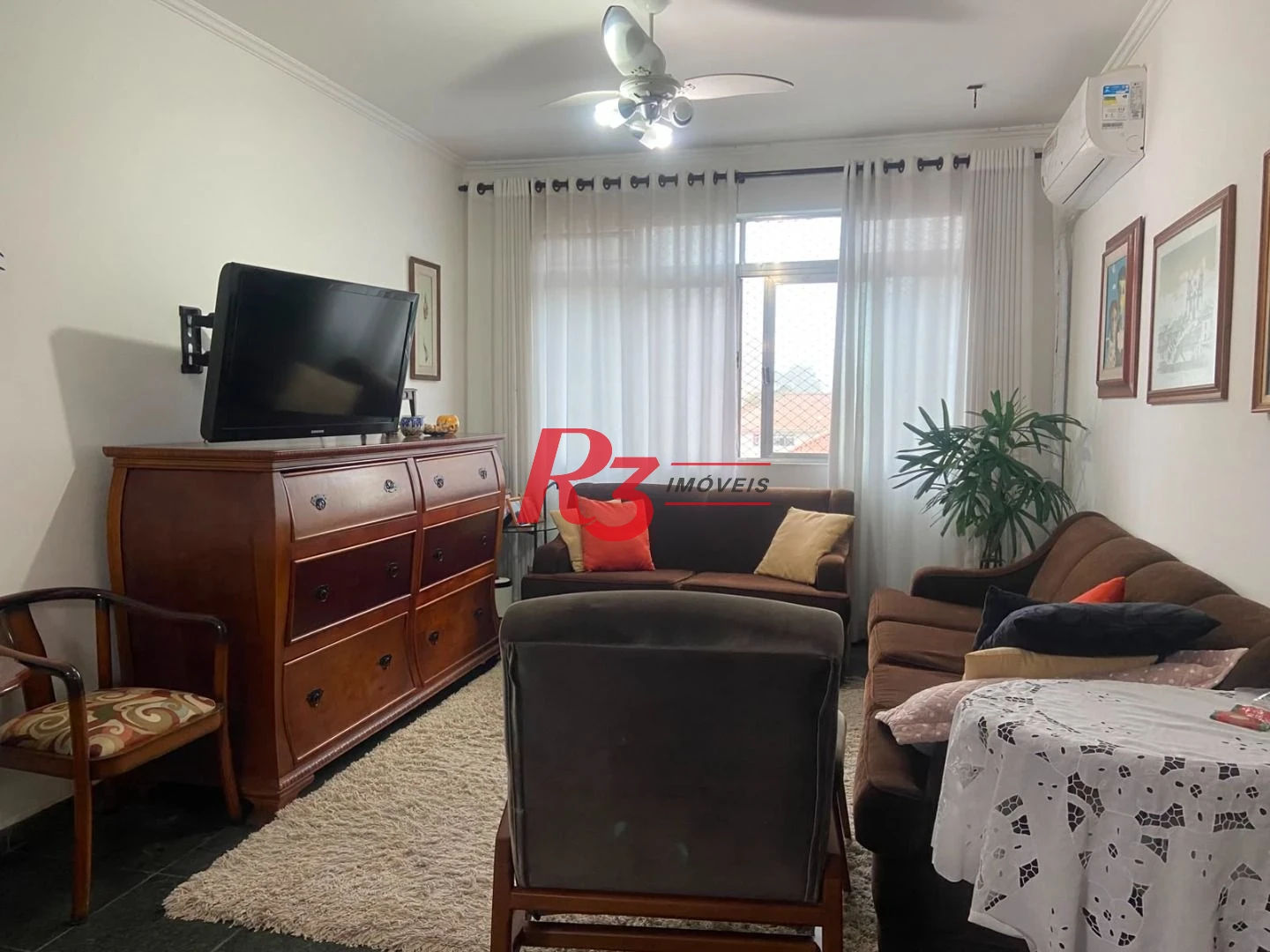 Apartamento com 3 dormitórios à venda, 130 m² por R$ 1.250.000,00 - Gonzaga - Santos/SP