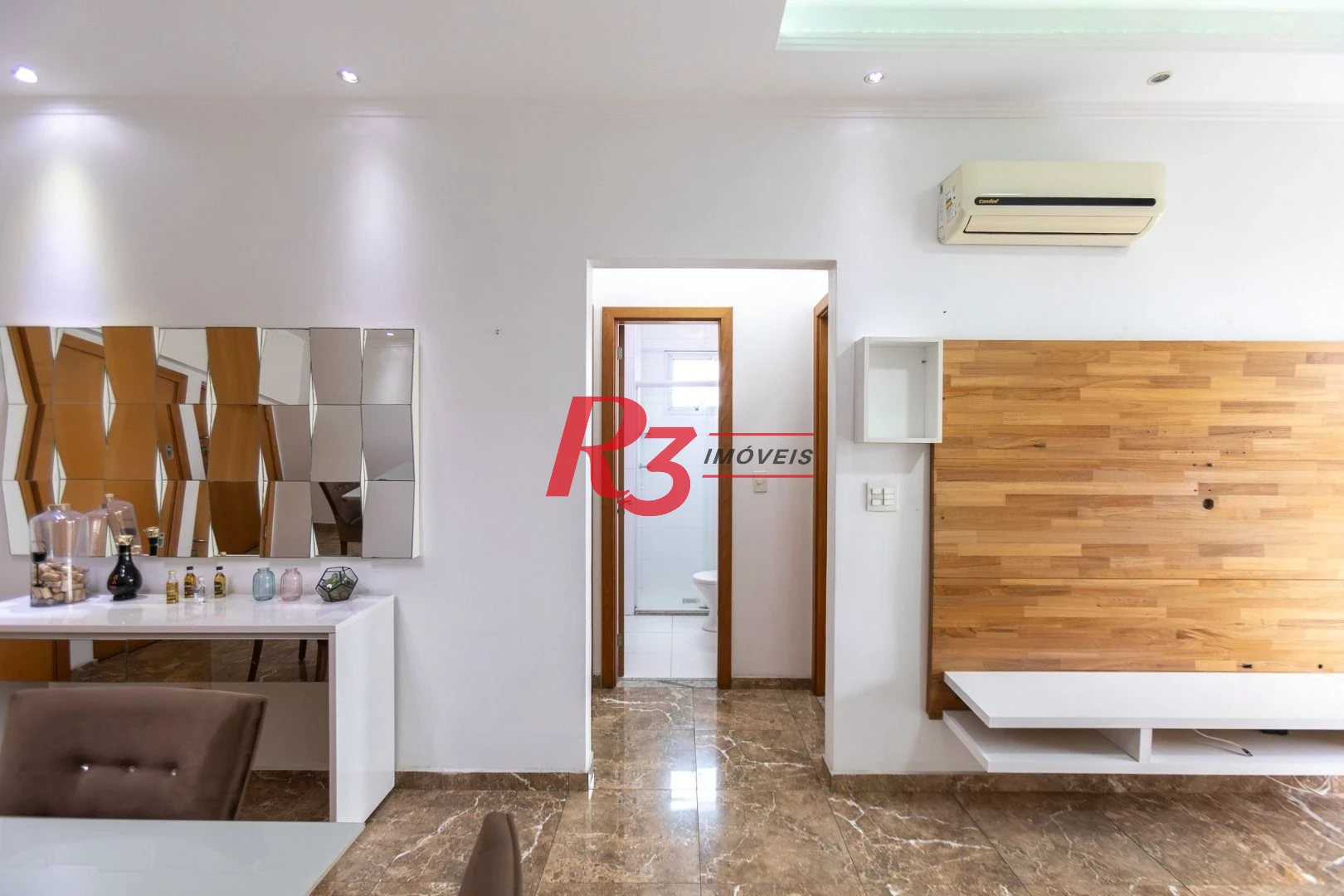 Apartamento com 2 dormitórios à venda, 82 m² por R$ 910.000,00 - Vila Belmiro - Santos/SP