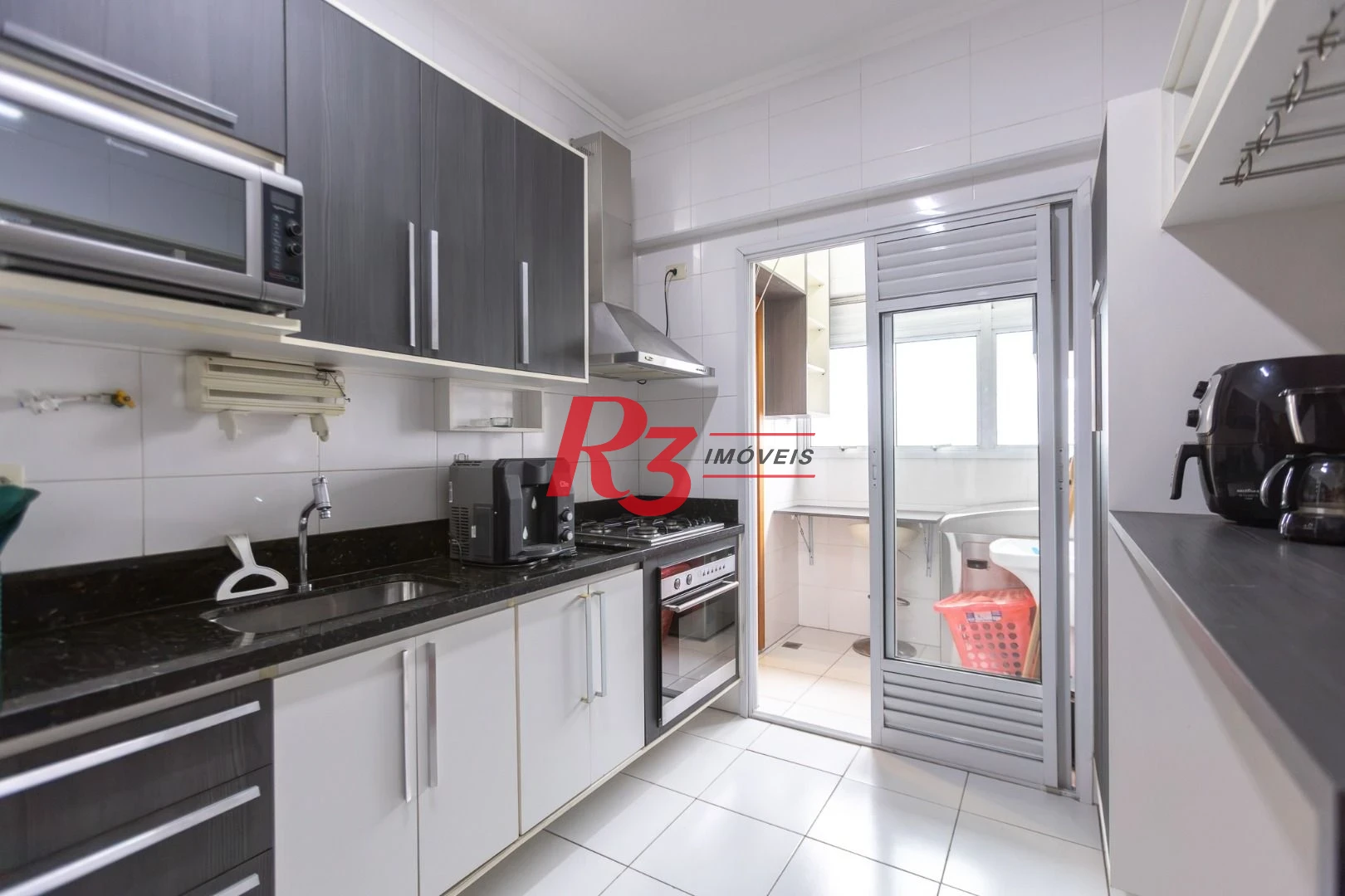 Apartamento com 2 dormitórios à venda, 82 m² por R$ 910.000,00 - Vila Belmiro - Santos/SP