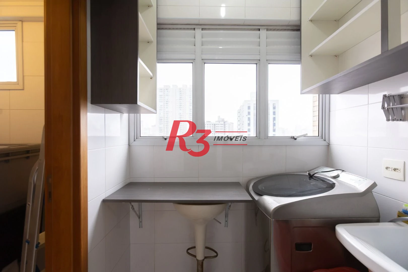 Apartamento com 2 dormitórios à venda, 82 m² por R$ 910.000,00 - Vila Belmiro - Santos/SP