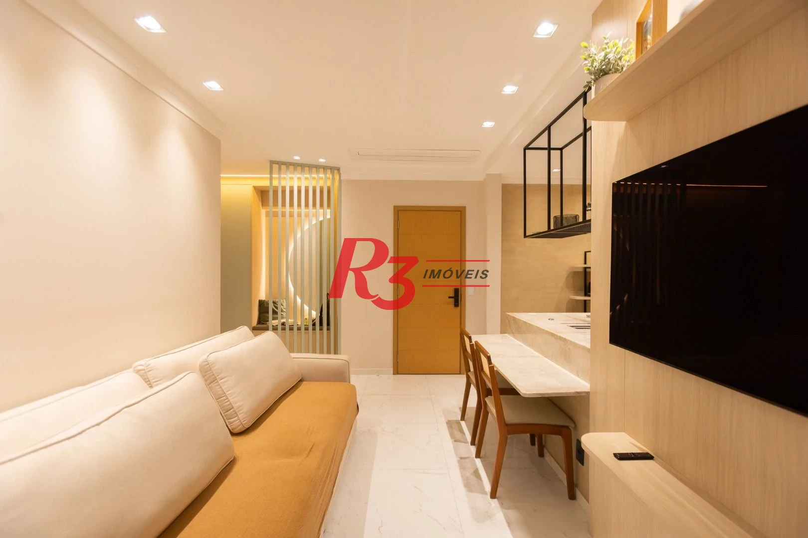 Apartamento com 3 dormitórios à venda, 99 m² por R$ 2.780.000,00 - Gonzaga - Santos/SP