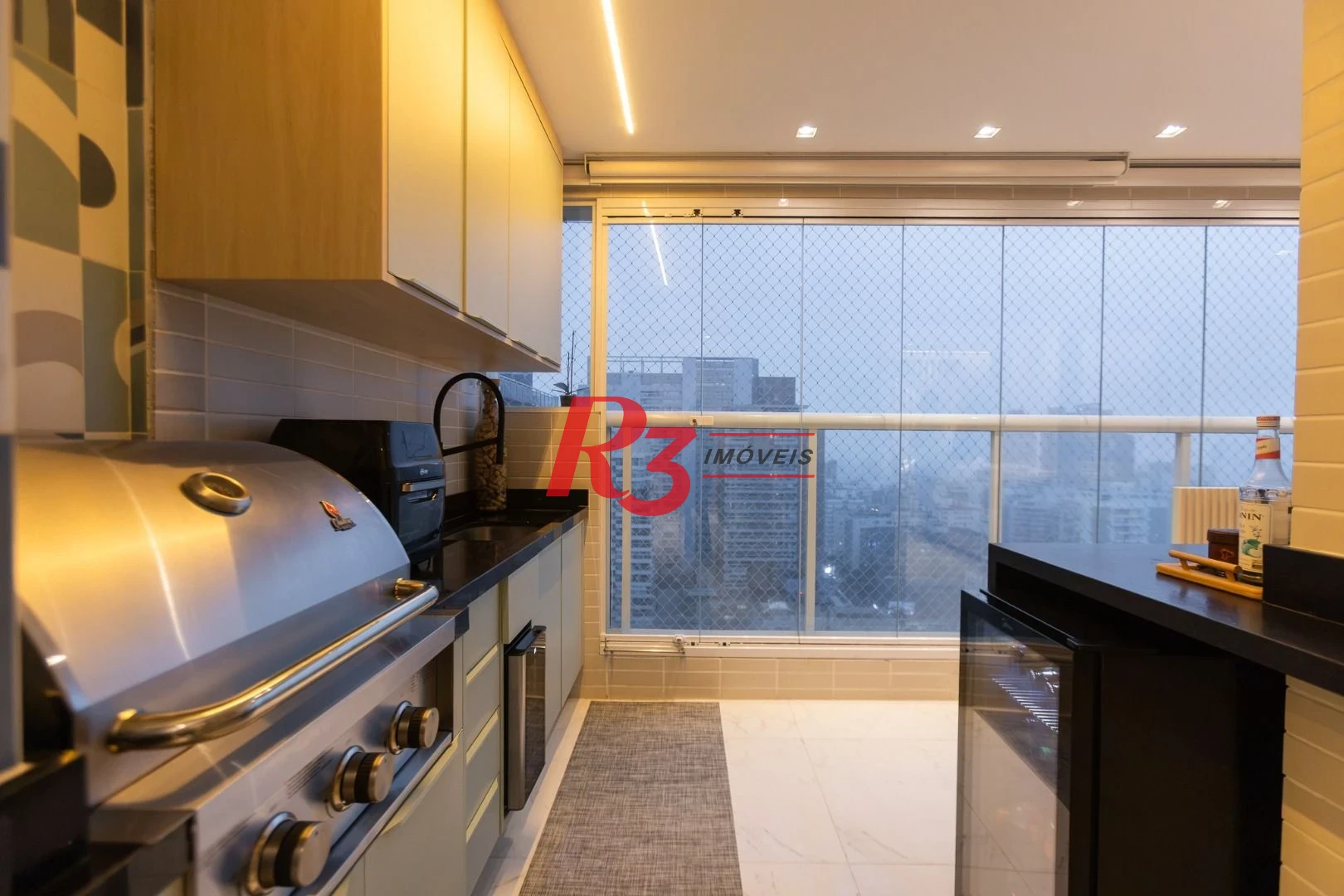 Apartamento com 3 dormitórios à venda, 99 m² por R$ 2.780.000,00 - Gonzaga - Santos/SP