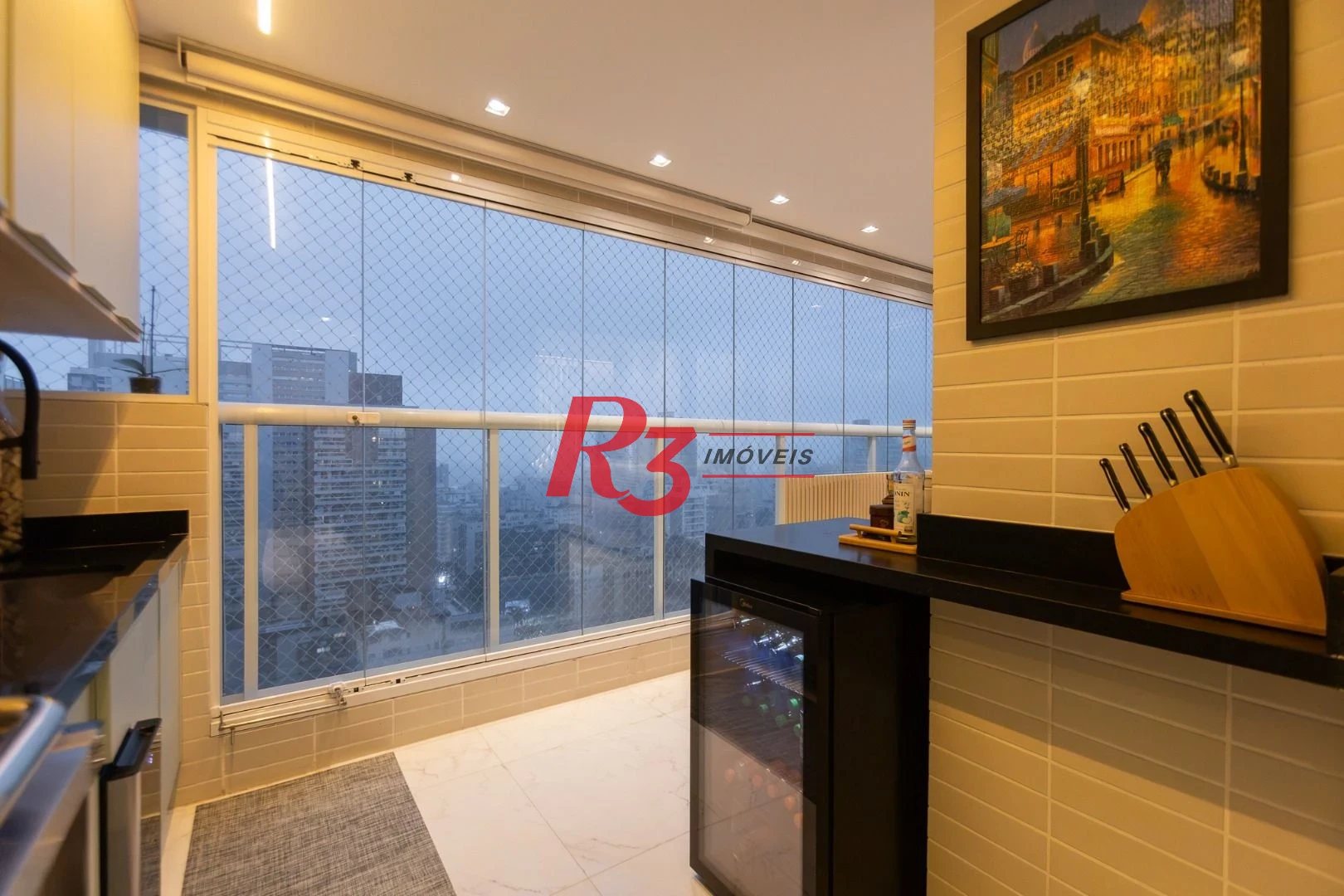 Apartamento com 3 dormitórios à venda, 99 m² por R$ 2.780.000,00 - Gonzaga - Santos/SP