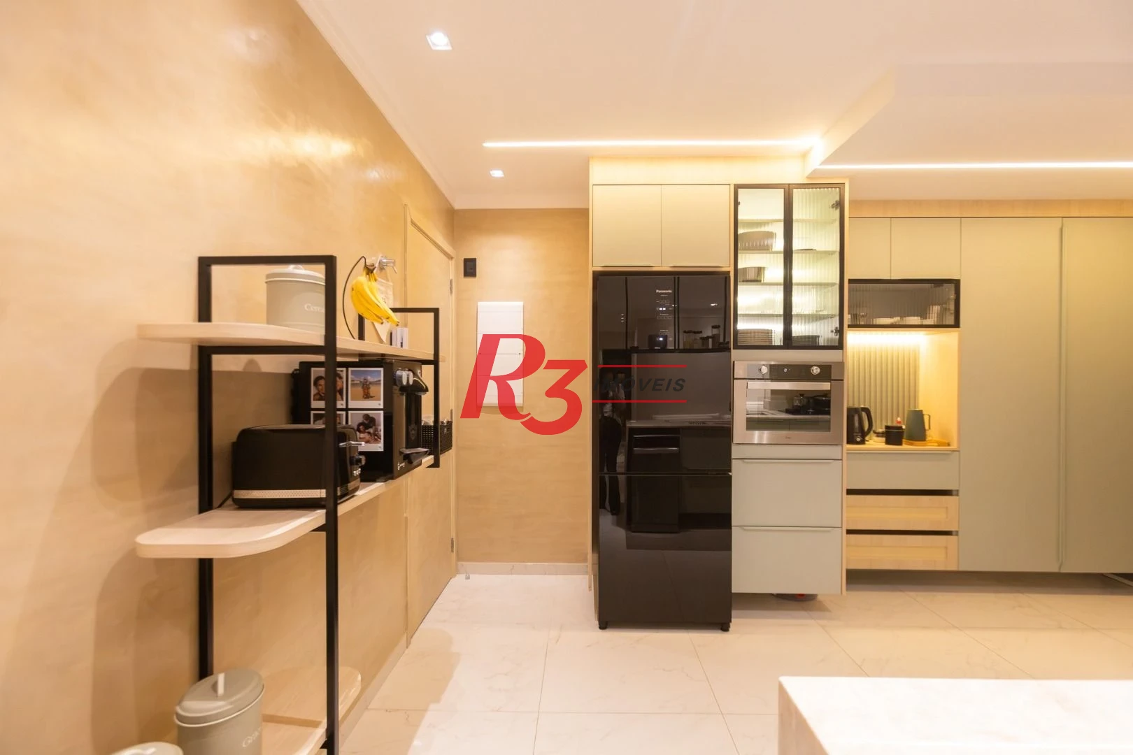 Apartamento com 3 dormitórios à venda, 99 m² por R$ 2.780.000,00 - Gonzaga - Santos/SP