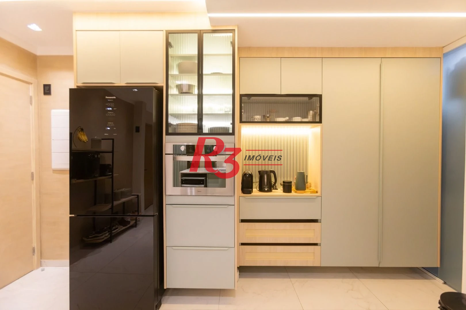 Apartamento com 3 dormitórios à venda, 99 m² por R$ 2.780.000,00 - Gonzaga - Santos/SP
