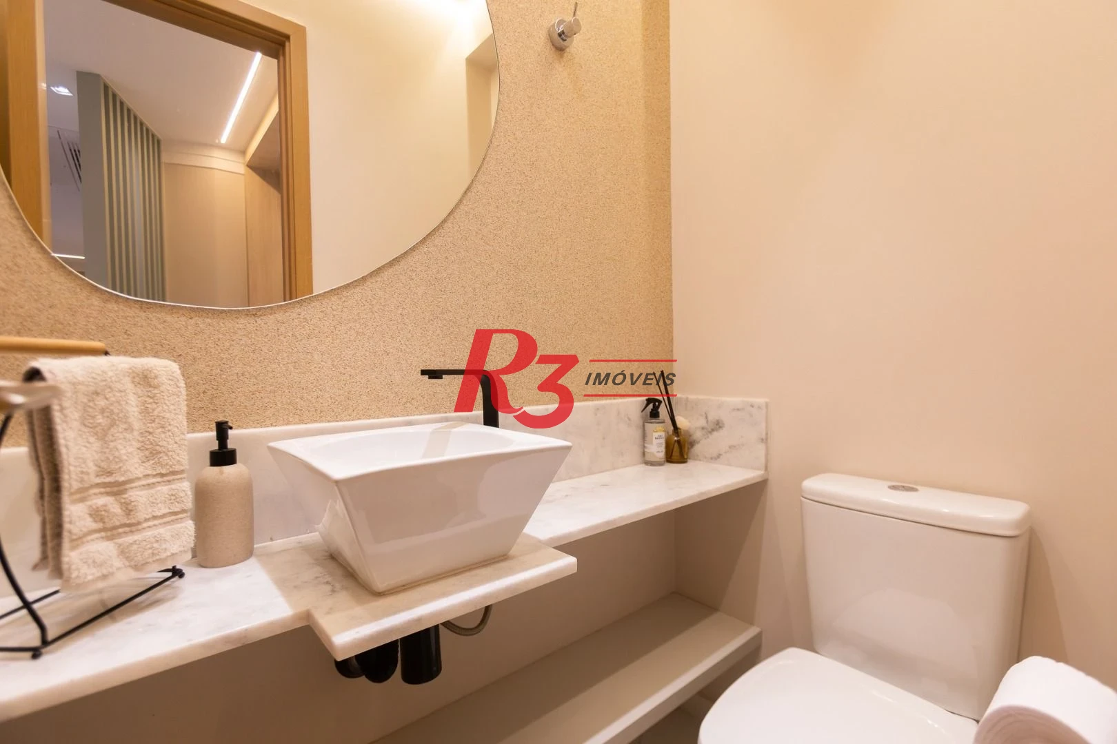 Apartamento com 3 dormitórios à venda, 99 m² por R$ 2.780.000,00 - Gonzaga - Santos/SP