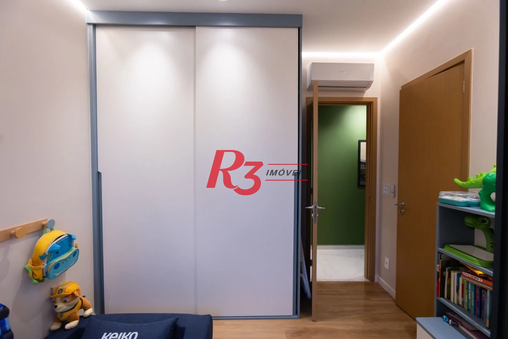 Apartamento com 3 dormitórios à venda, 99 m² por R$ 2.780.000,00 - Gonzaga - Santos/SP