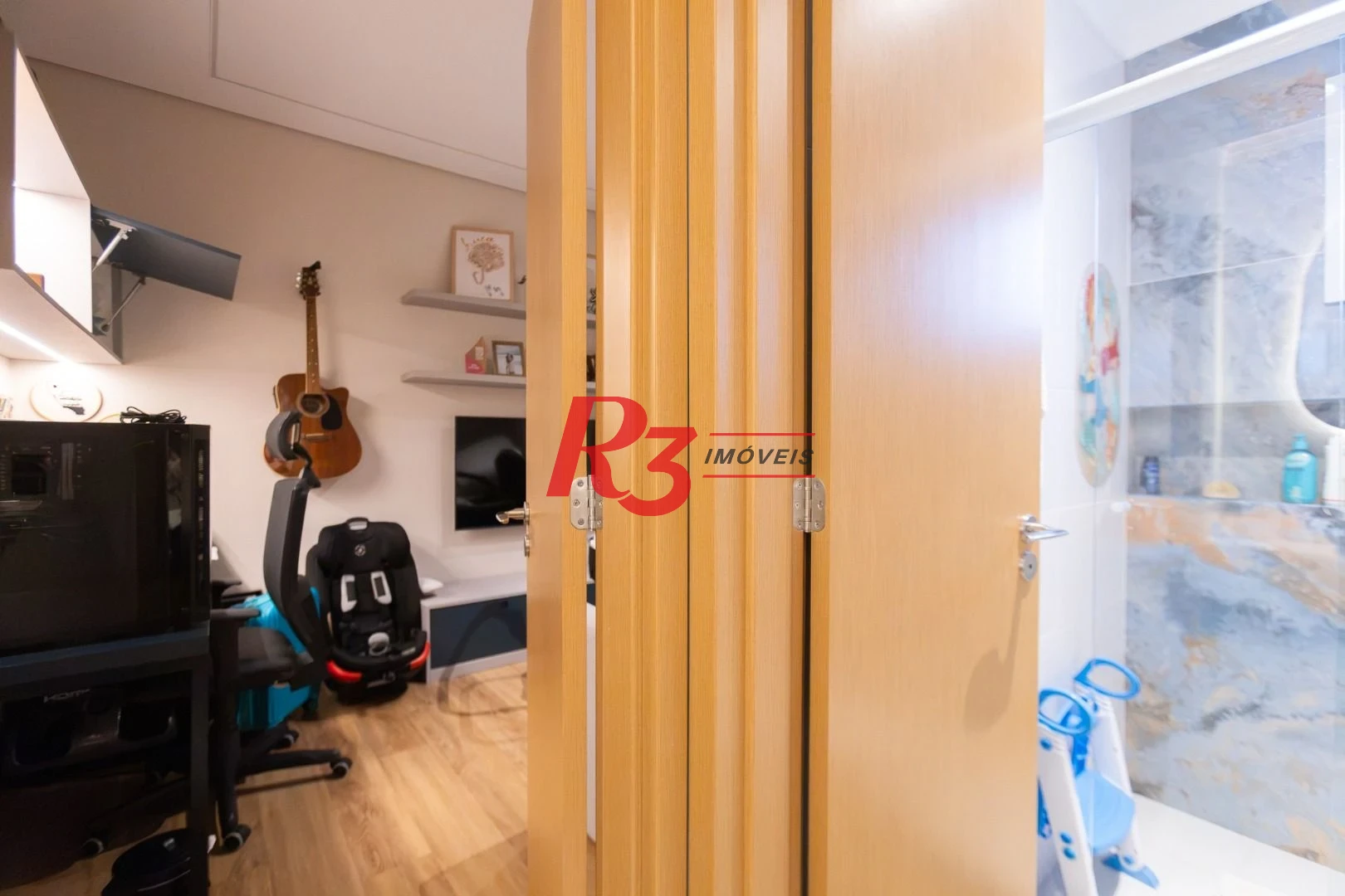 Apartamento com 3 dormitórios à venda, 99 m² por R$ 2.780.000,00 - Gonzaga - Santos/SP