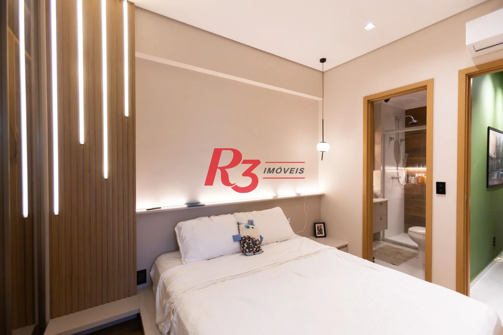 Apartamento com 3 dormitórios à venda, 99 m² por R$ 2.780.000,00 - Gonzaga - Santos/SP