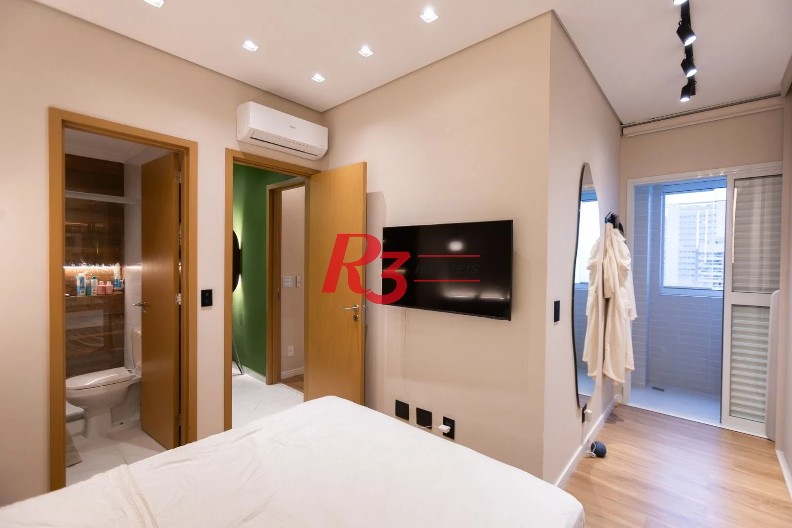 Apartamento com 3 dormitórios à venda, 99 m² por R$ 2.780.000,00 - Gonzaga - Santos/SP