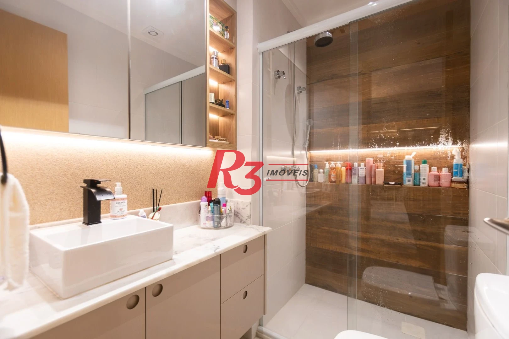 Apartamento com 3 dormitórios à venda, 99 m² por R$ 2.780.000,00 - Gonzaga - Santos/SP