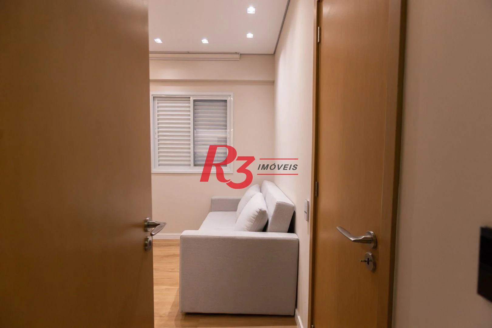 Apartamento com 3 dormitórios à venda, 99 m² por R$ 2.780.000,00 - Gonzaga - Santos/SP