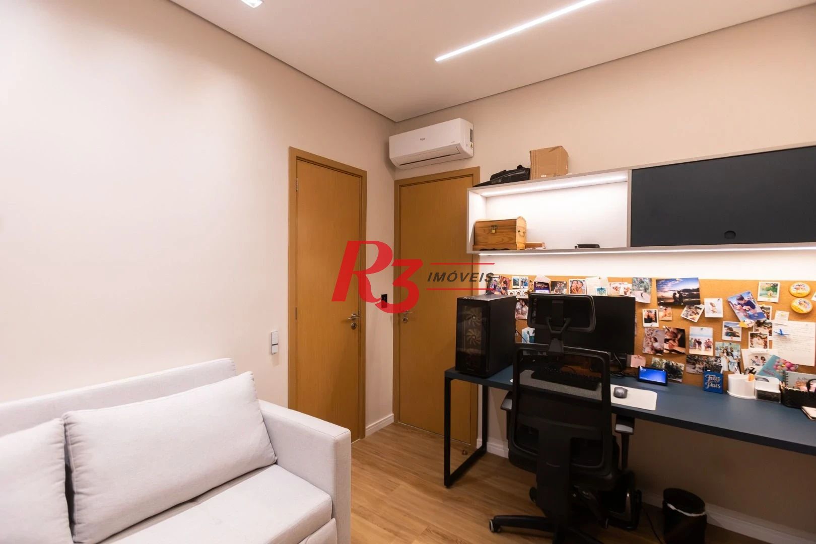 Apartamento com 3 dormitórios à venda, 99 m² por R$ 2.780.000,00 - Gonzaga - Santos/SP
