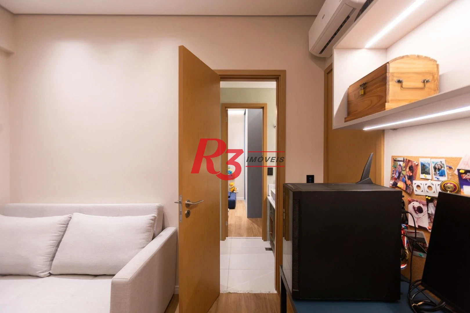 Apartamento com 3 dormitórios à venda, 99 m² por R$ 2.780.000,00 - Gonzaga - Santos/SP