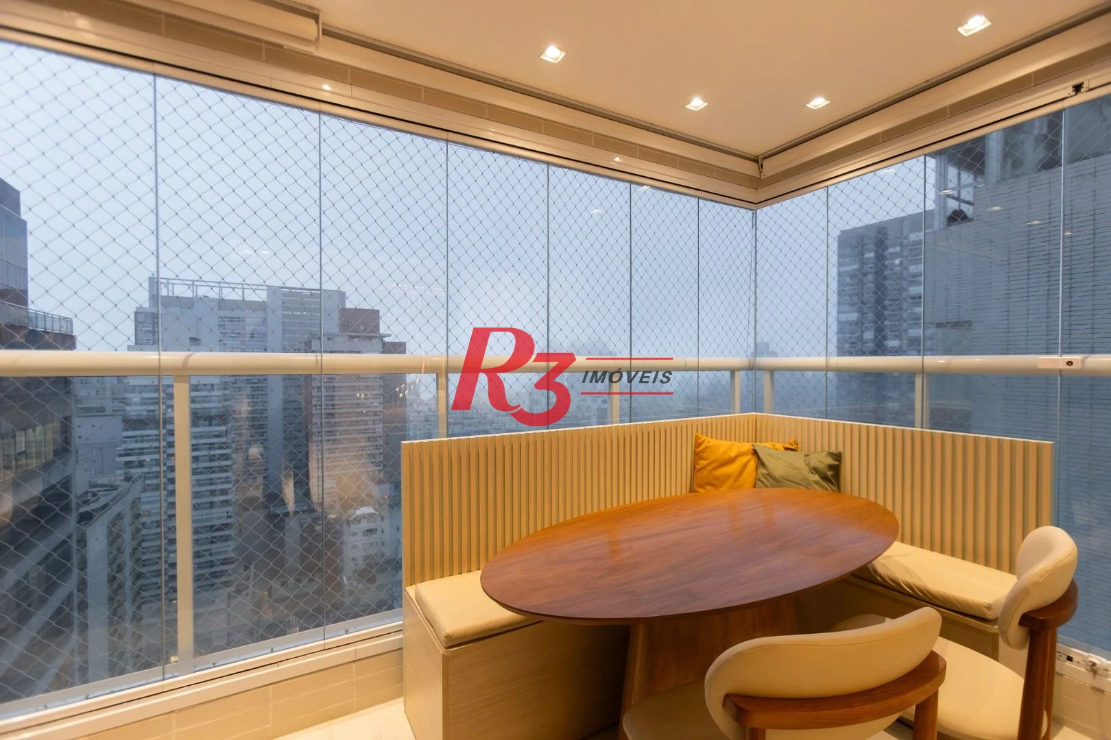 Apartamento com 3 dormitórios à venda, 99 m² por R$ 2.780.000,00 - Gonzaga - Santos/SP