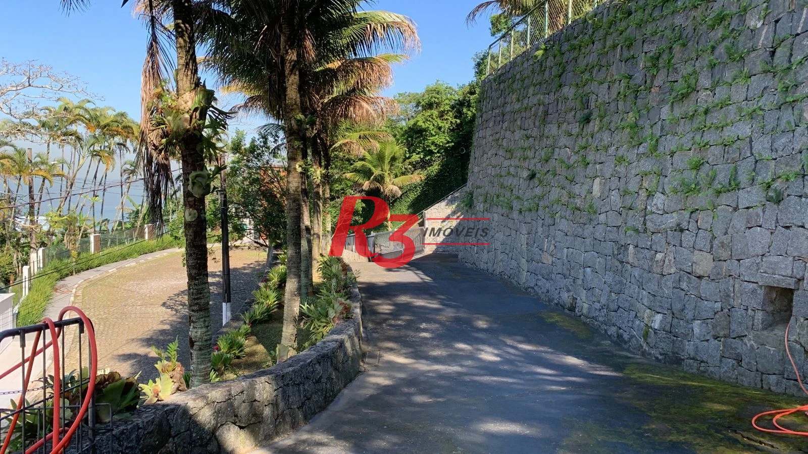 Terreno à venda, 1450 m² por R$ 5.500.000,00 - Morro Santa Terezinha - Santos/SP