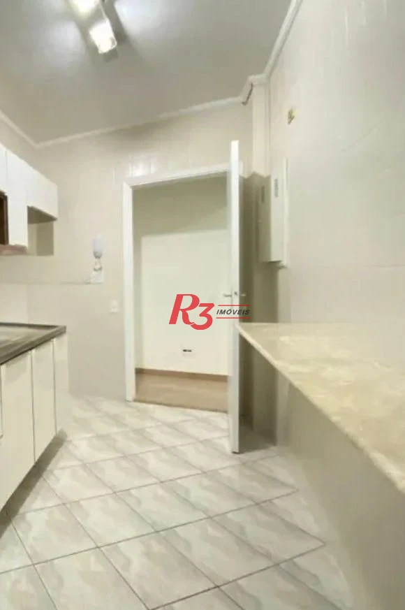 Apartamento com 2 dormitórios à venda, 70 m² por R$ 465.000,00 - José Menino - Santos/SP