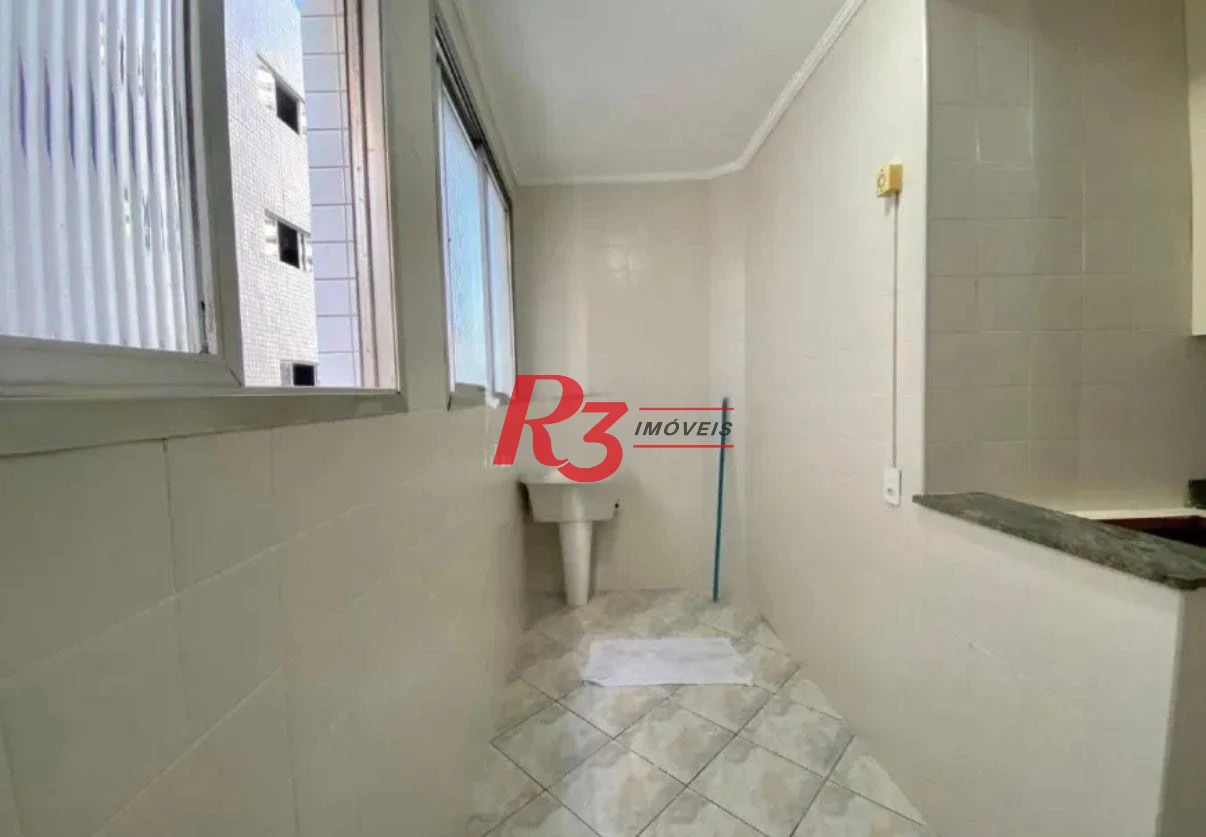 Apartamento com 2 dormitórios à venda, 70 m² por R$ 465.000,00 - José Menino - Santos/SP