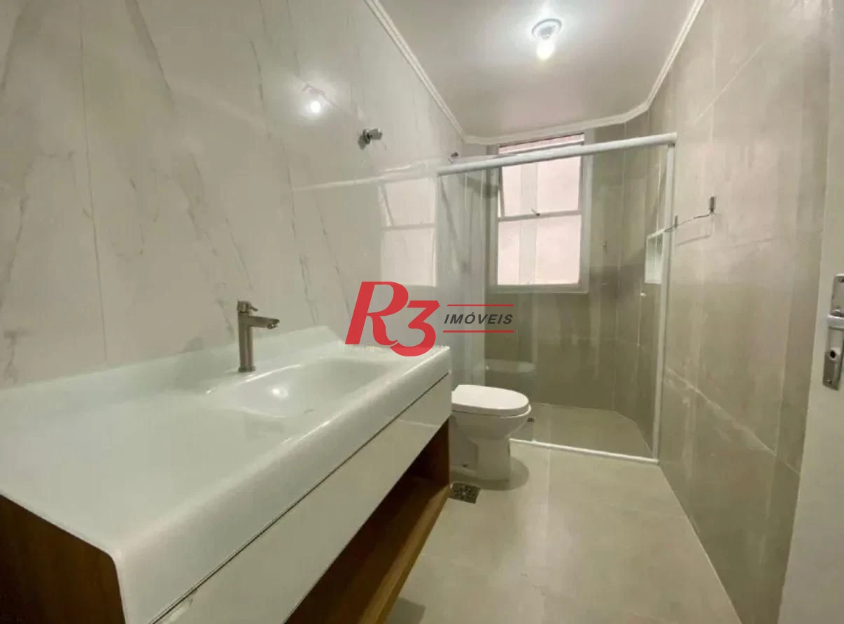 Apartamento com 2 dormitórios à venda, 70 m² por R$ 465.000,00 - José Menino - Santos/SP