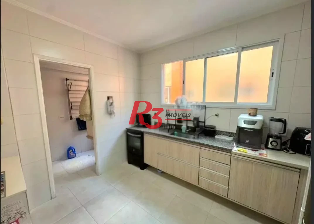Village com 2 dormitórios à venda, 104 m² por R$ 590.000,00 - Marapé - Santos/SP