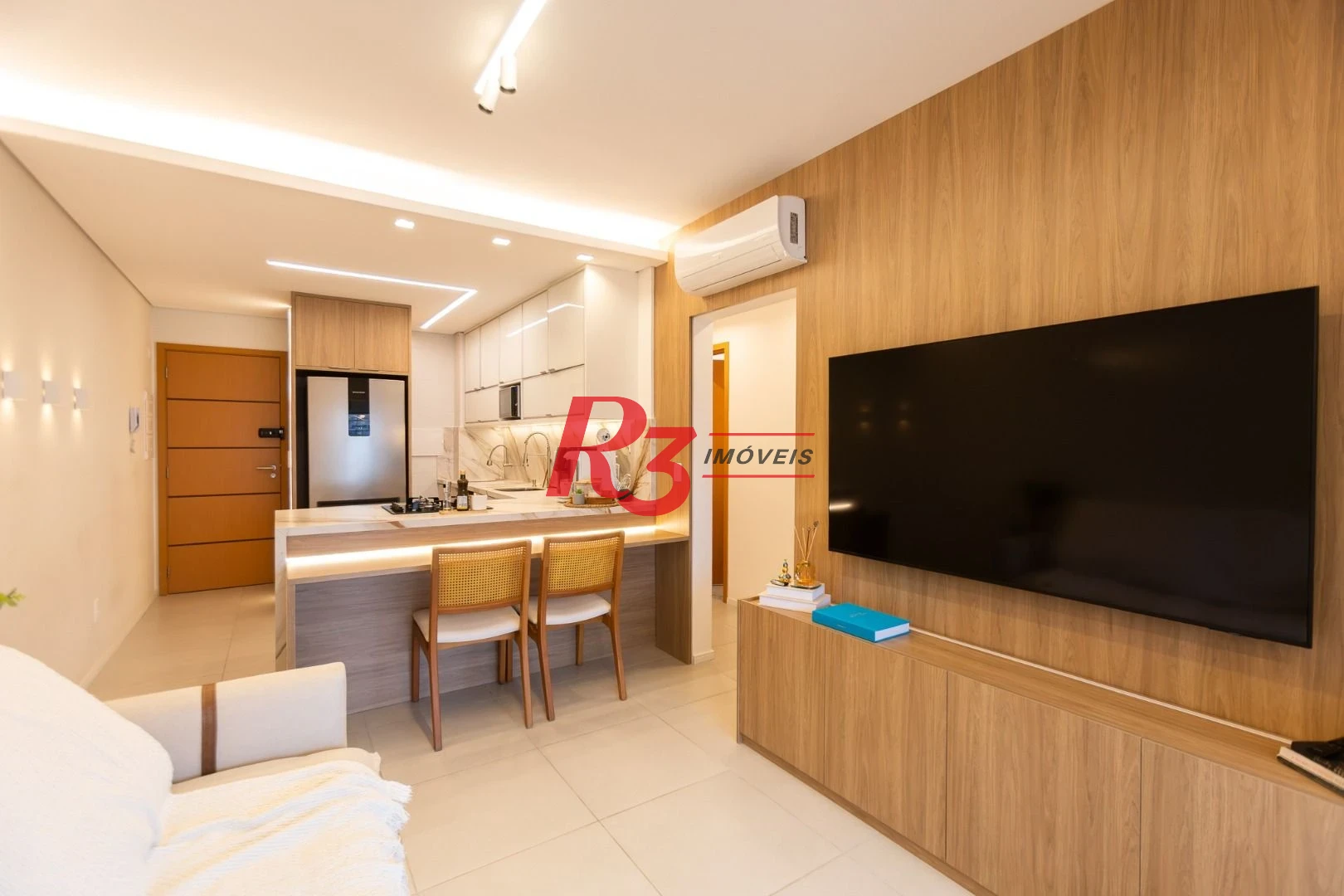 Apartamento com 2 dormitórios à venda, 65 m² por R$ 1.100.000,00 - Boqueirão - Santos/SP
