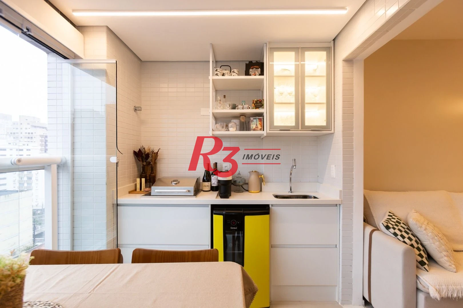Apartamento com 2 dormitórios à venda, 65 m² por R$ 1.100.000,00 - Boqueirão - Santos/SP