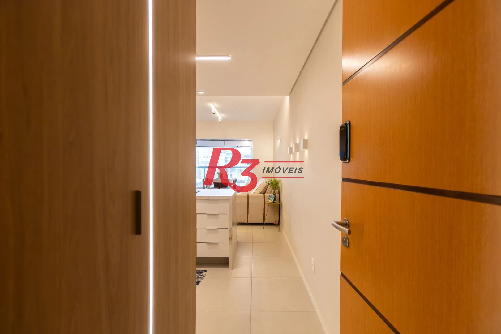 Apartamento com 2 dormitórios à venda, 65 m² por R$ 1.100.000,00 - Boqueirão - Santos/SP