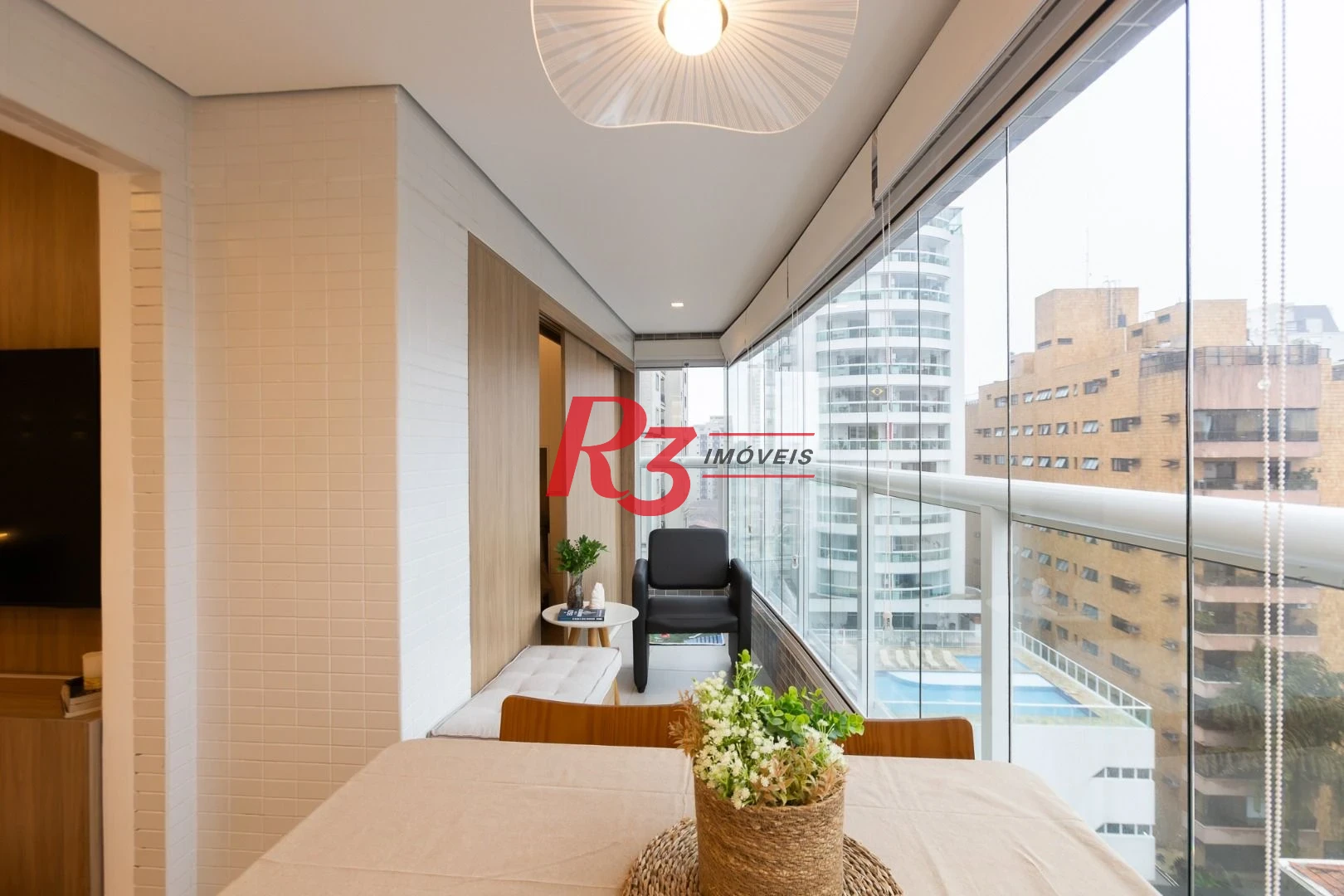 Apartamento com 2 dormitórios à venda, 65 m² por R$ 1.100.000,00 - Boqueirão - Santos/SP