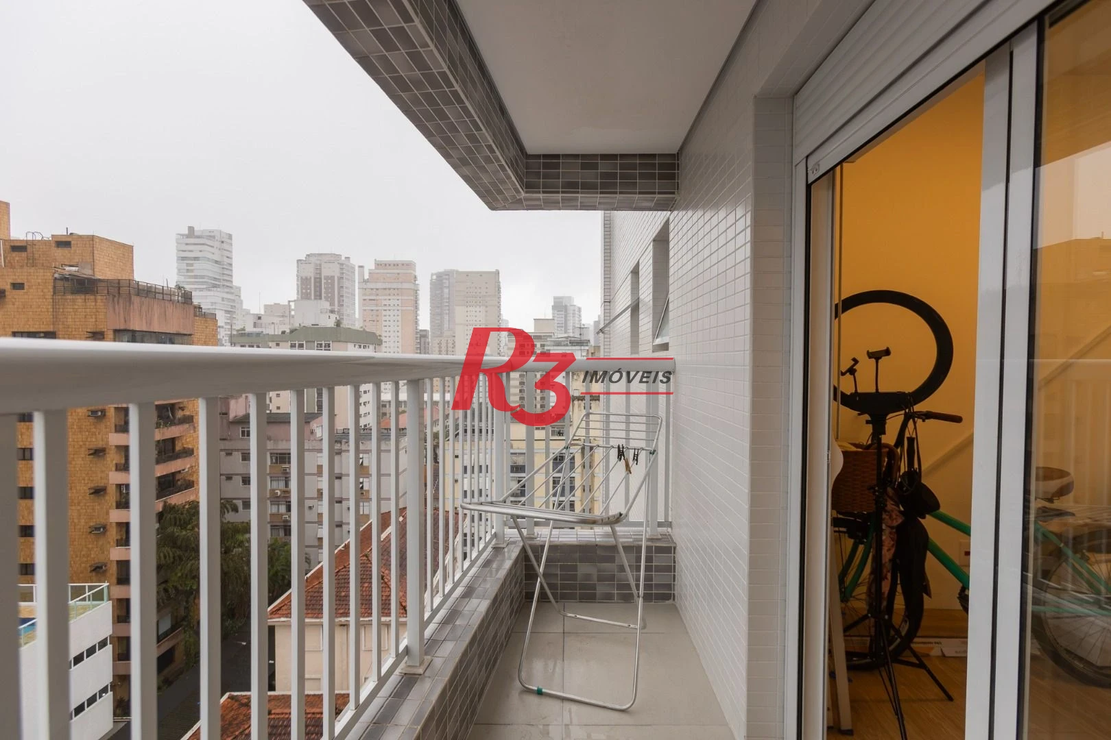 Apartamento com 2 dormitórios à venda, 65 m² por R$ 1.100.000,00 - Boqueirão - Santos/SP