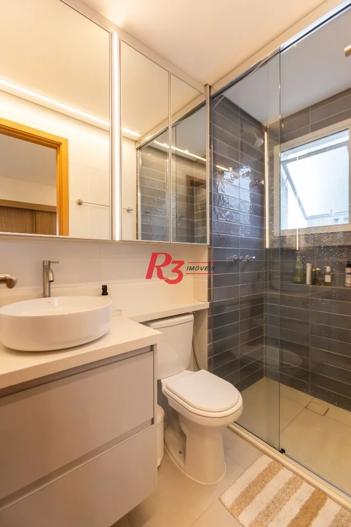 Apartamento com 2 dormitórios à venda, 65 m² por R$ 1.100.000,00 - Boqueirão - Santos/SP