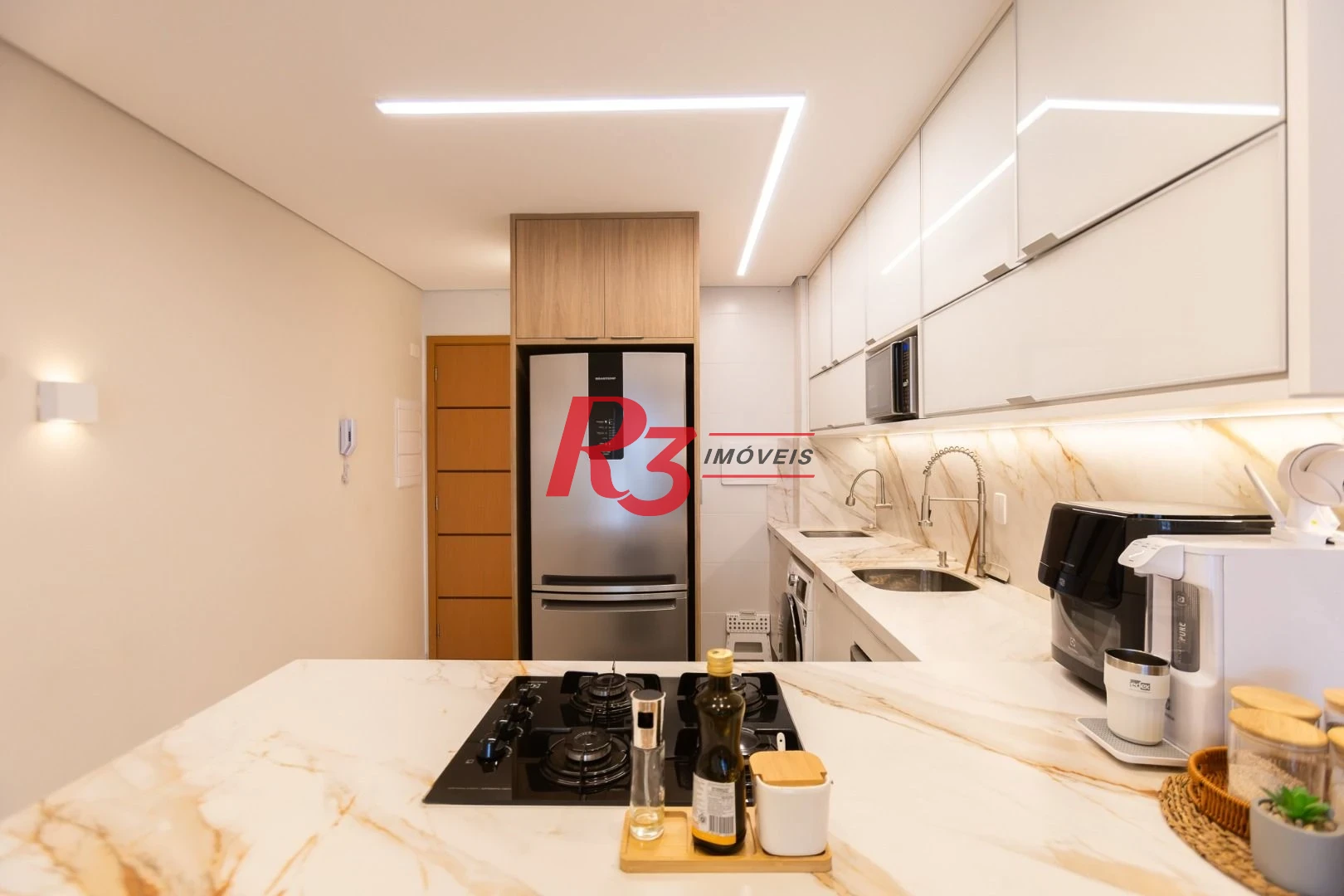 Apartamento com 2 dormitórios à venda, 65 m² por R$ 1.100.000,00 - Boqueirão - Santos/SP