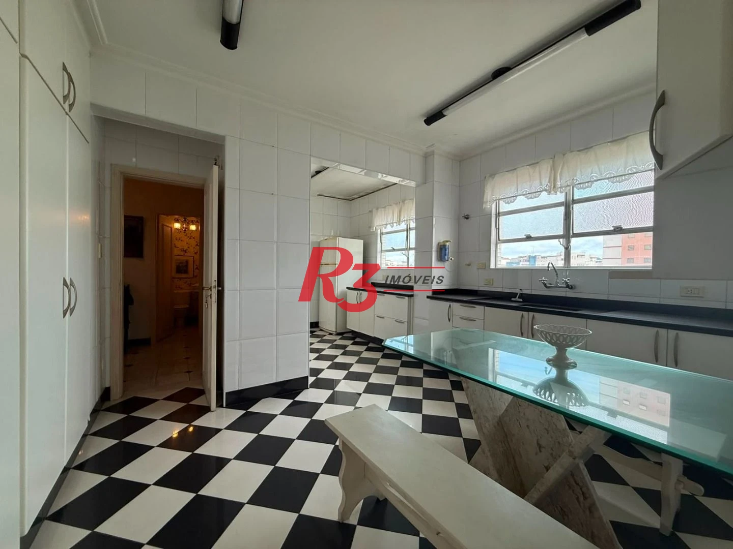 Apartamento com 4 dormitórios à venda, 405 m² por R$ 2.130.000,00 - Boqueirão - Santos/SP