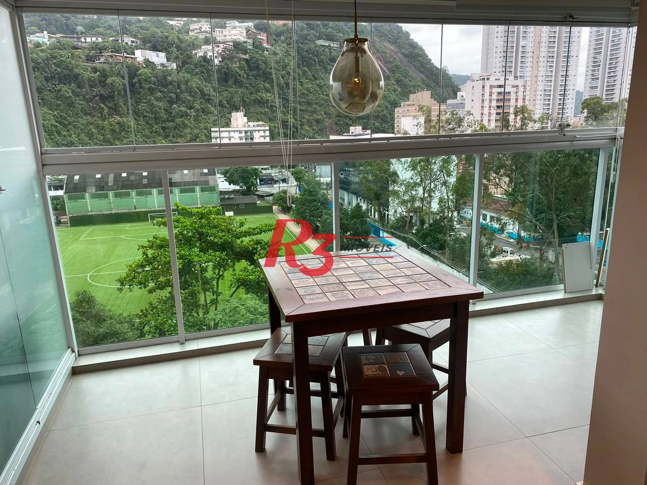 Apartamento com 1 dormitório para alugar, 48 m² por R$ 4.200,02/mês - José Menino - Santos/SP