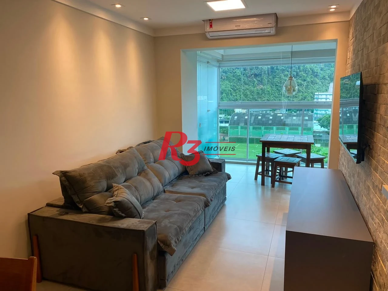 Apartamento com 1 dormitório para alugar, 48 m² por R$ 4.200,02/mês - José Menino - Santos/SP
