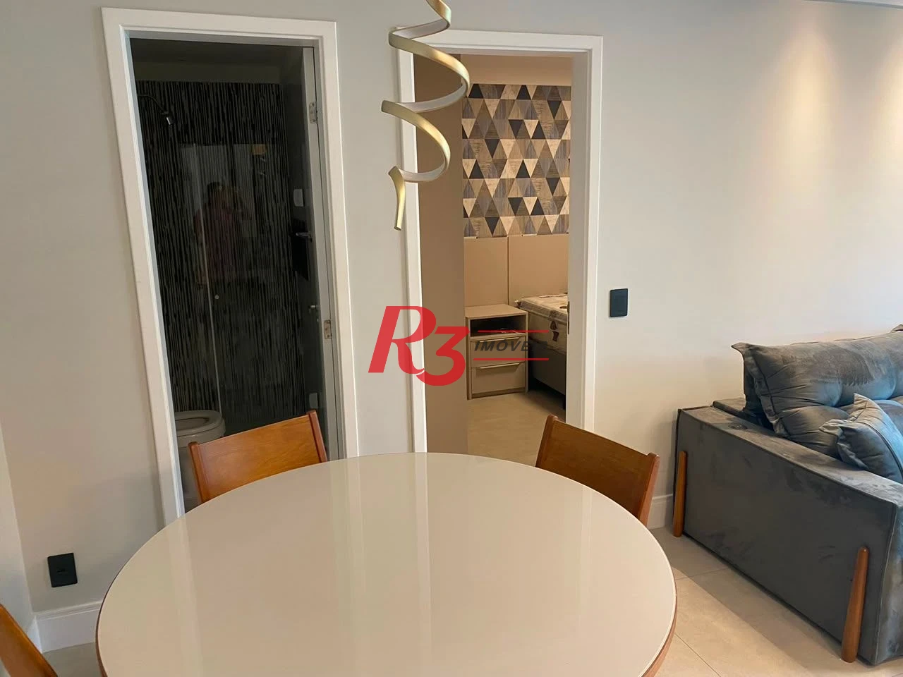 Apartamento com 1 dormitório para alugar, 48 m² por R$ 4.200,02/mês - José Menino - Santos/SP