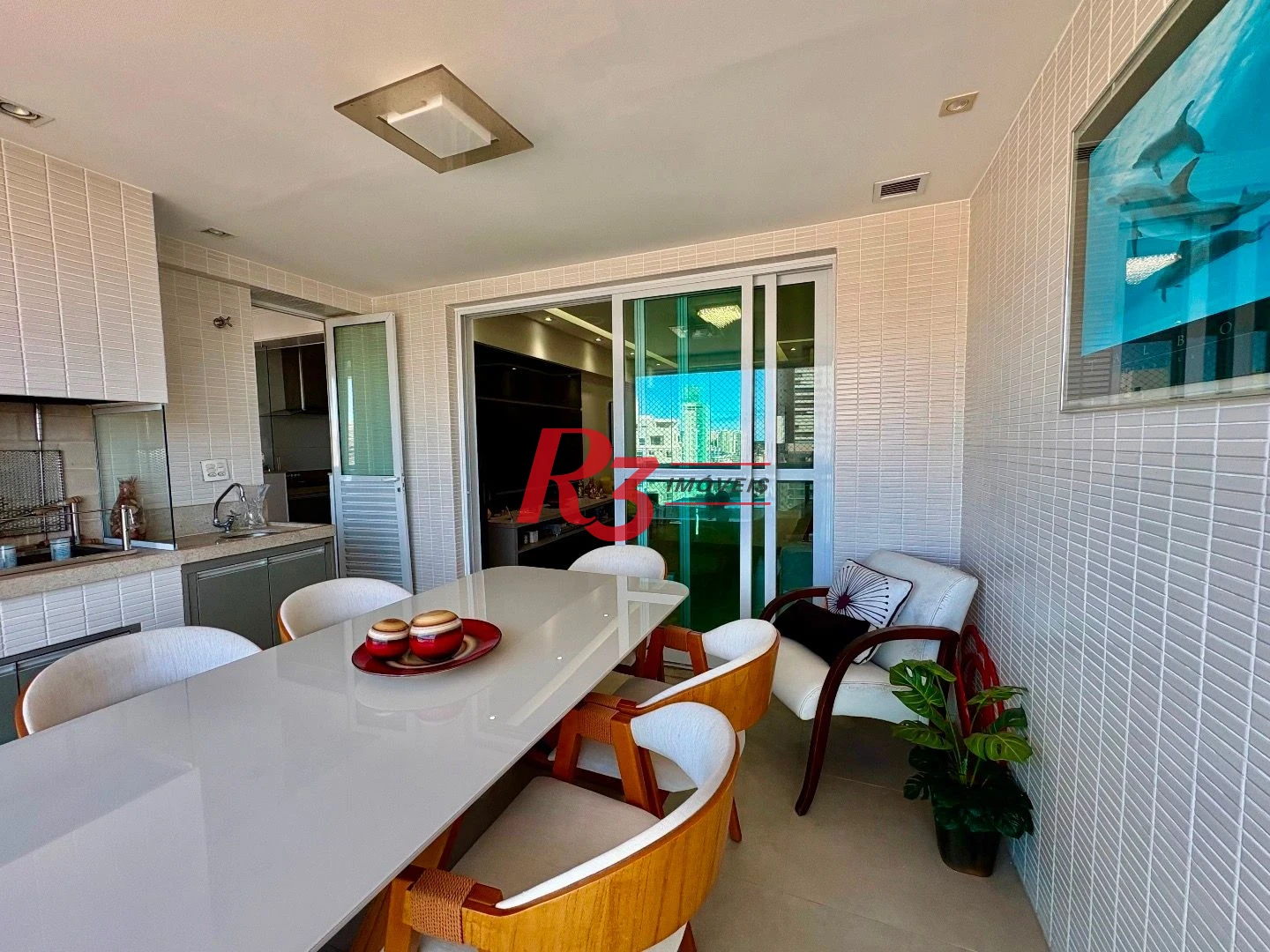 Apartamento Alto Padrão,  02 Suítes,  Varanda Gourmet - Santos/SP