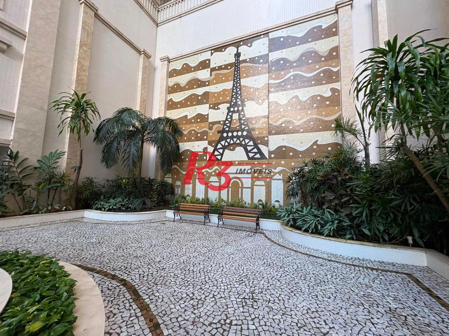 Apartamento Alto Padrão,  02 Suítes,  Varanda Gourmet - Santos/SP