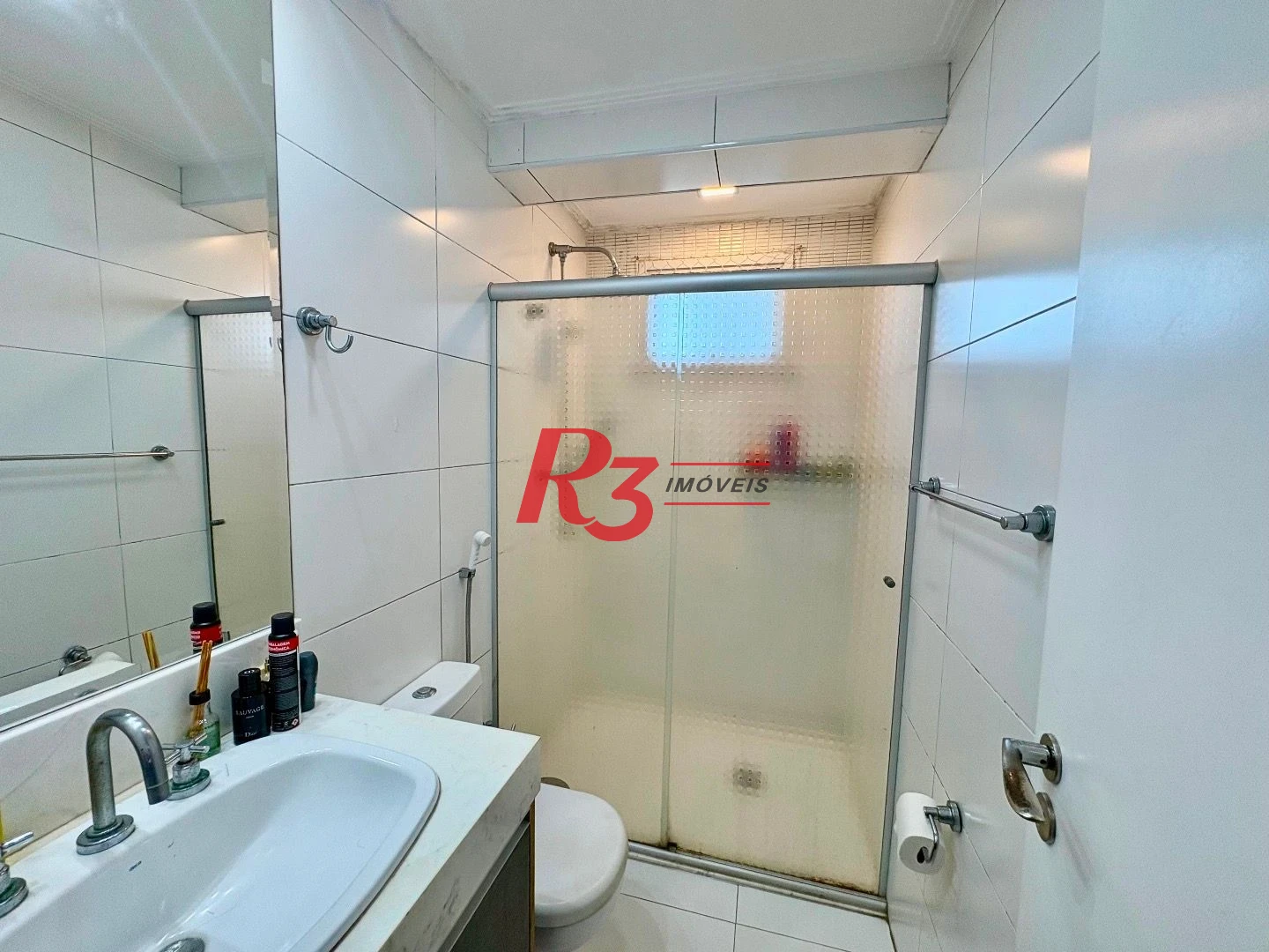 Apartamento Alto Padrão,  02 Suítes,  Varanda Gourmet - Santos/SP