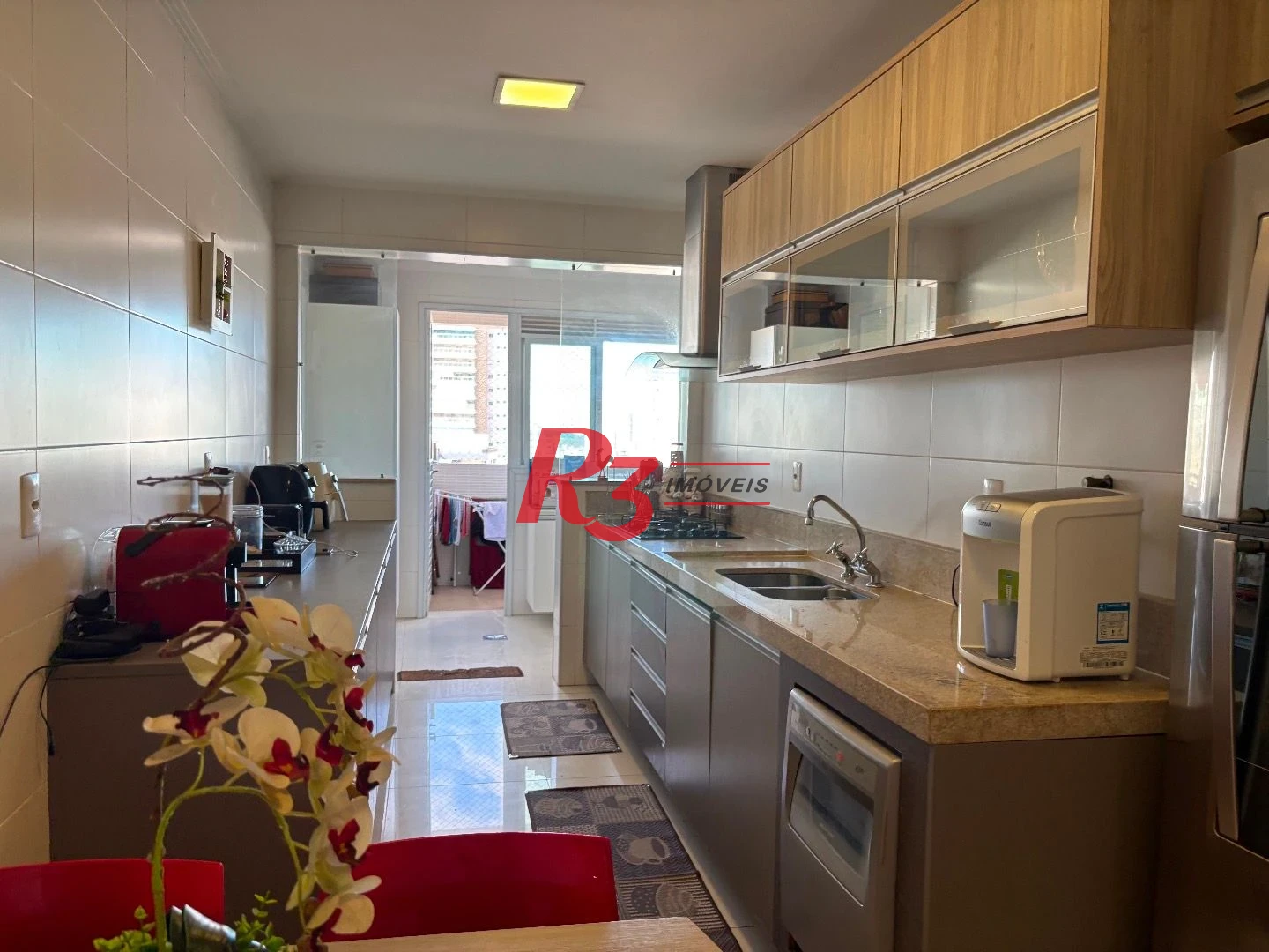 Apartamento Alto Padrão,  02 Suítes,  Varanda Gourmet - Santos/SP