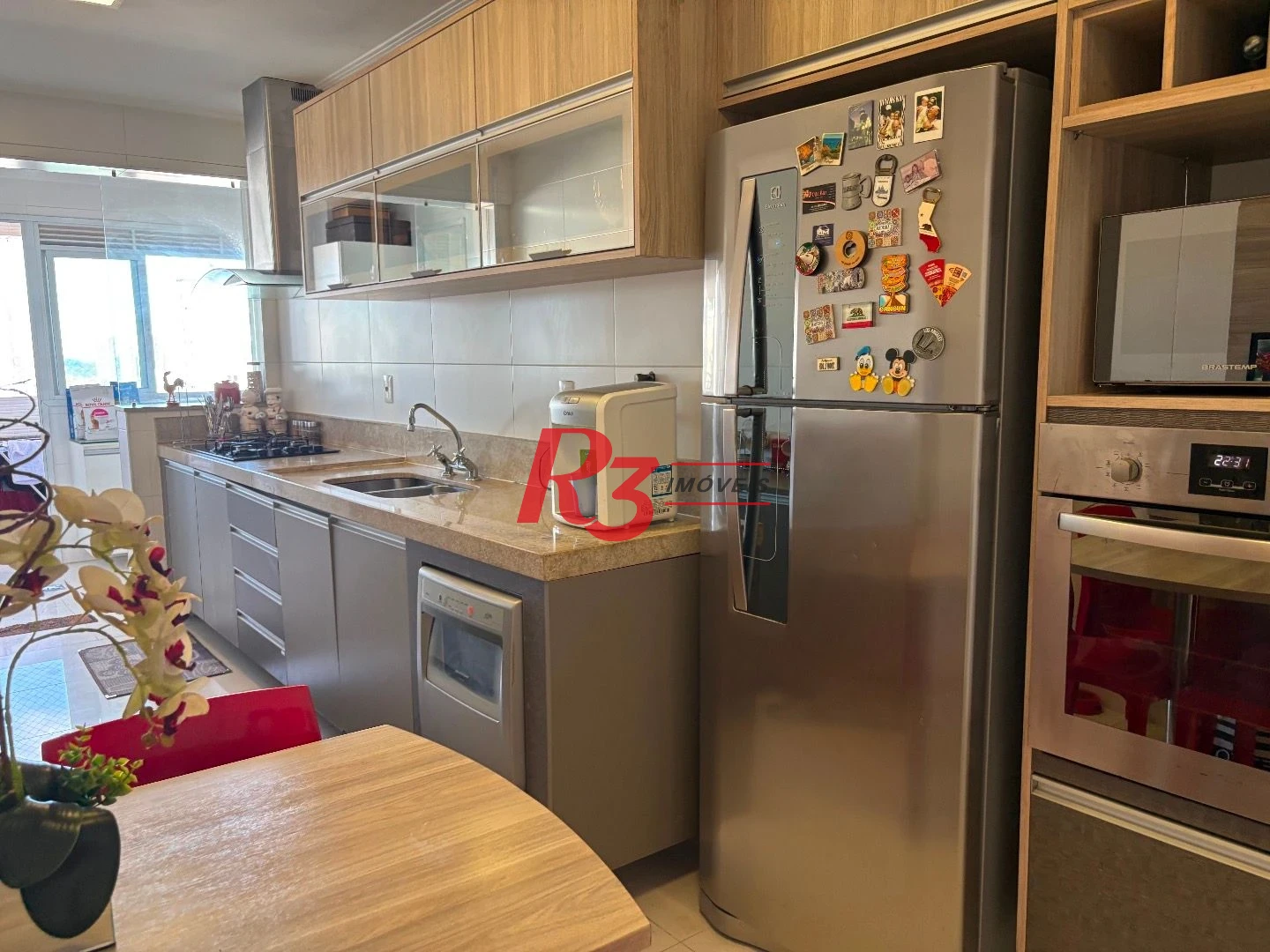 Apartamento Alto Padrão,  02 Suítes,  Varanda Gourmet - Santos/SP