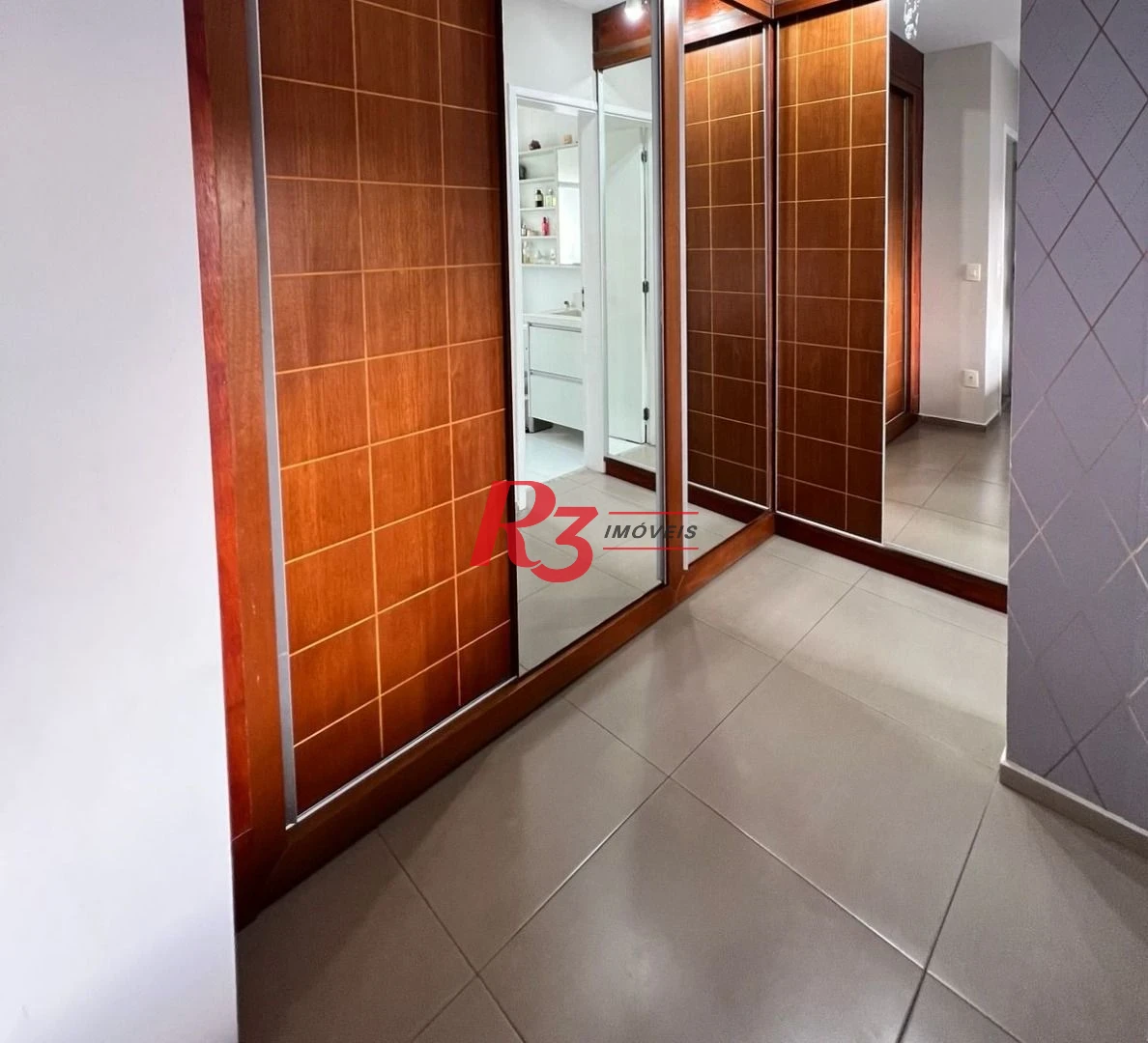 Apartamento com 3 dormitórios à venda, 111 m² por R$ 1.280.000,00 - Ponta da Praia - Santos/SP